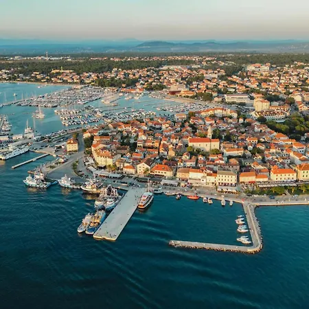 Prázdninový dům In Sv. Filip I Jakov 53896